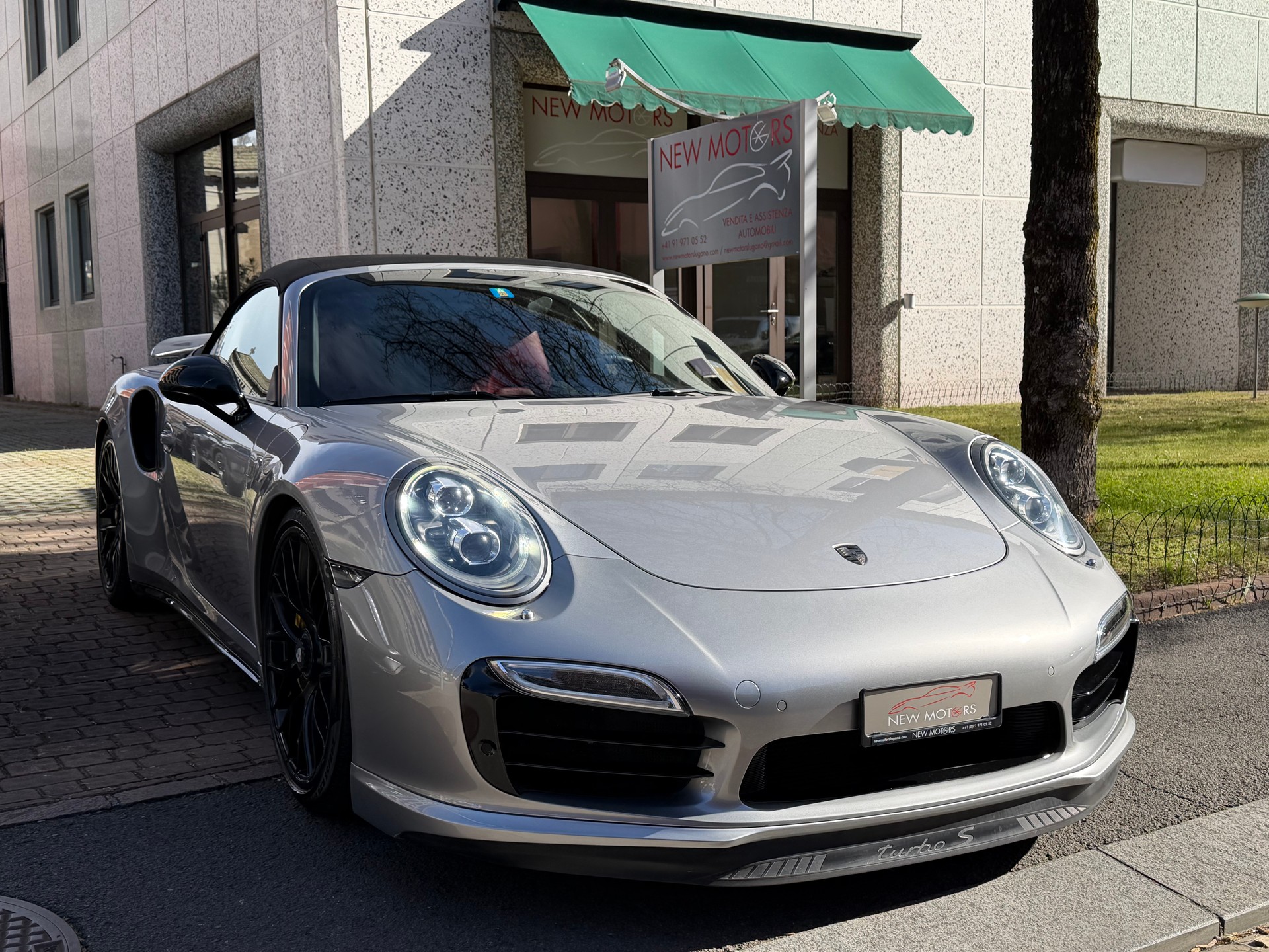PORSCHE 911 Turbo S Cabrio PDK