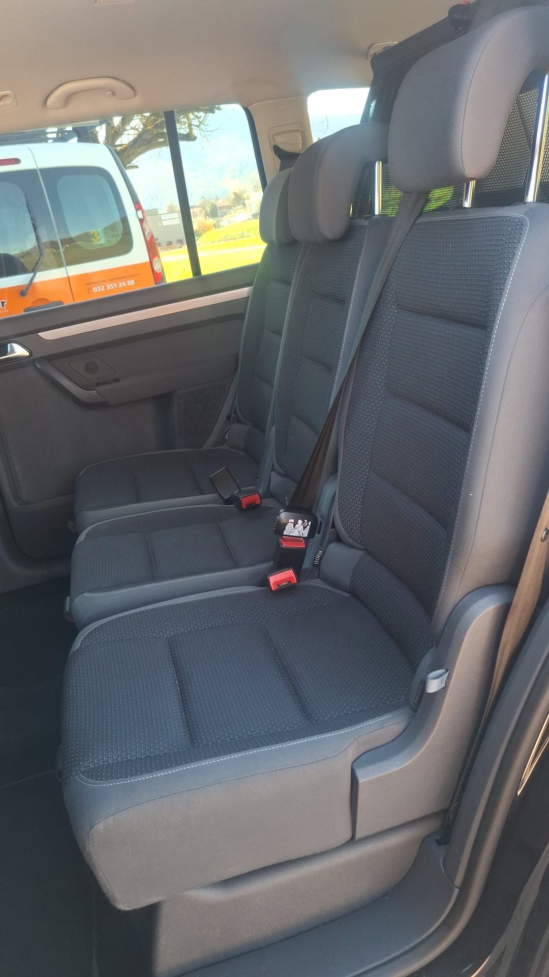 VW Touran 1.2 TSI Trendline-image-7