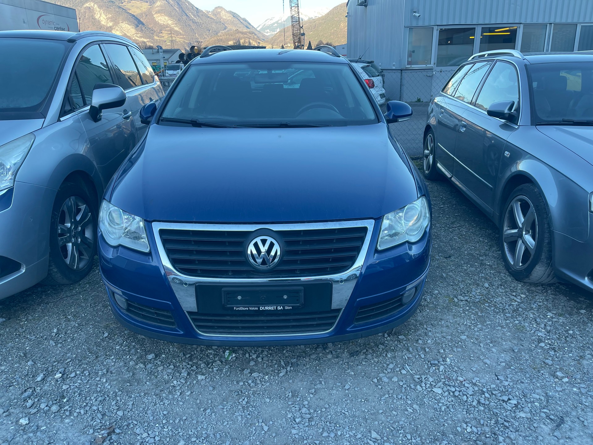 VW Passat Variant 2.0 TDI Sportline-image-3