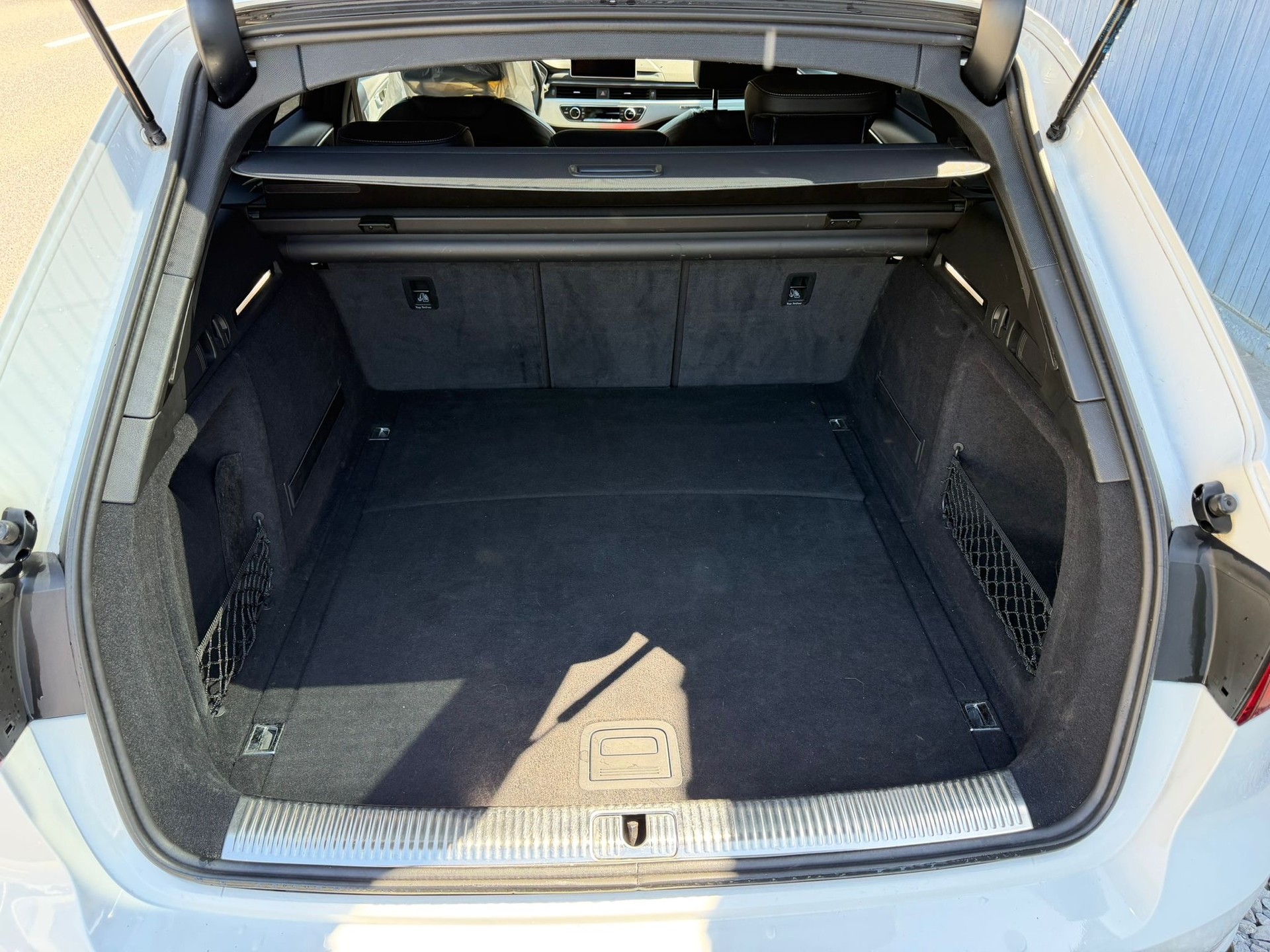 AUDI S4 Avant 3.0 TFSI quattro tiptronic-image-8
