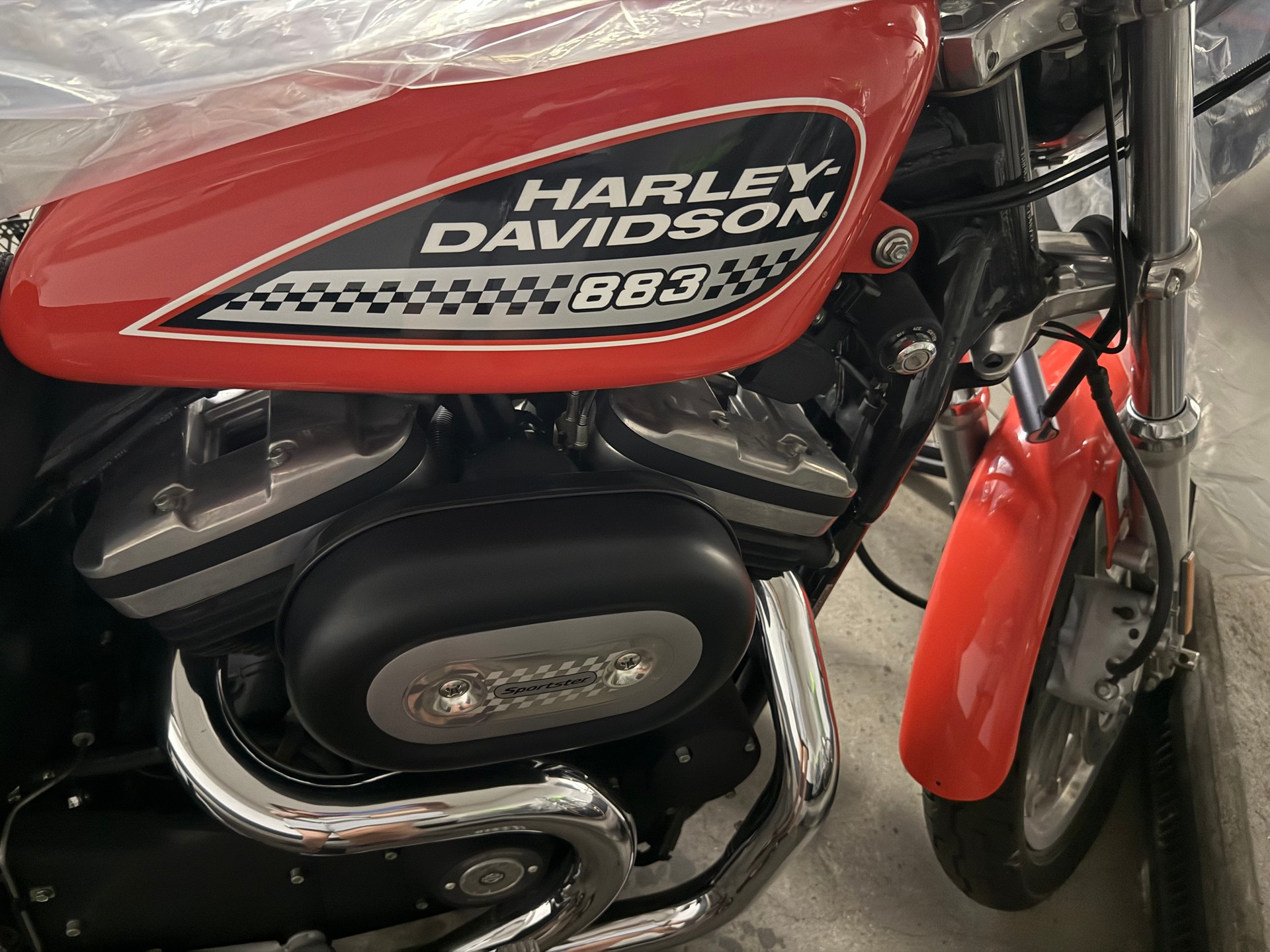 HARLEY-DAVIDSON XL 883 R-image-1