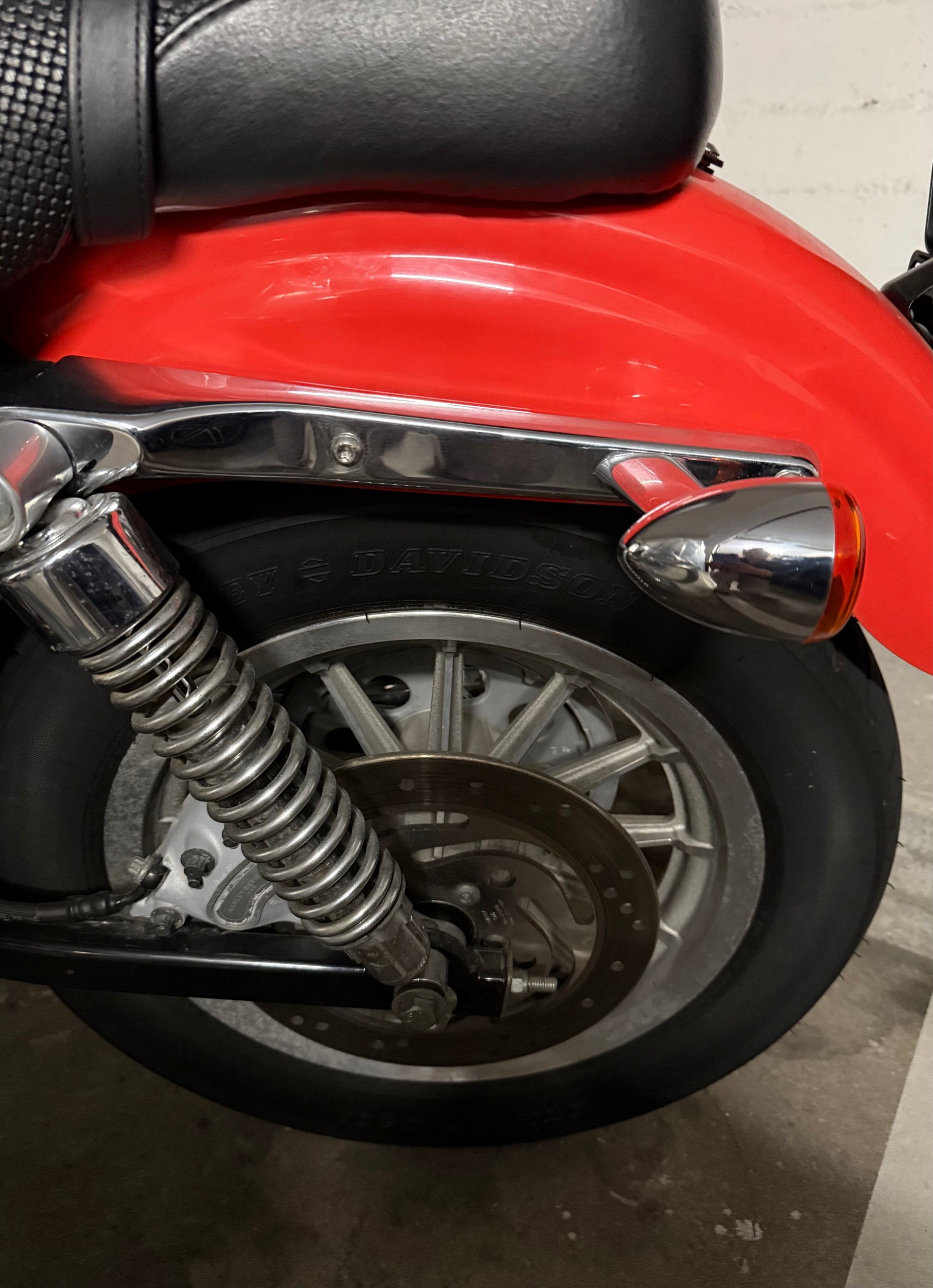 HARLEY-DAVIDSON XL 883 R-image-4