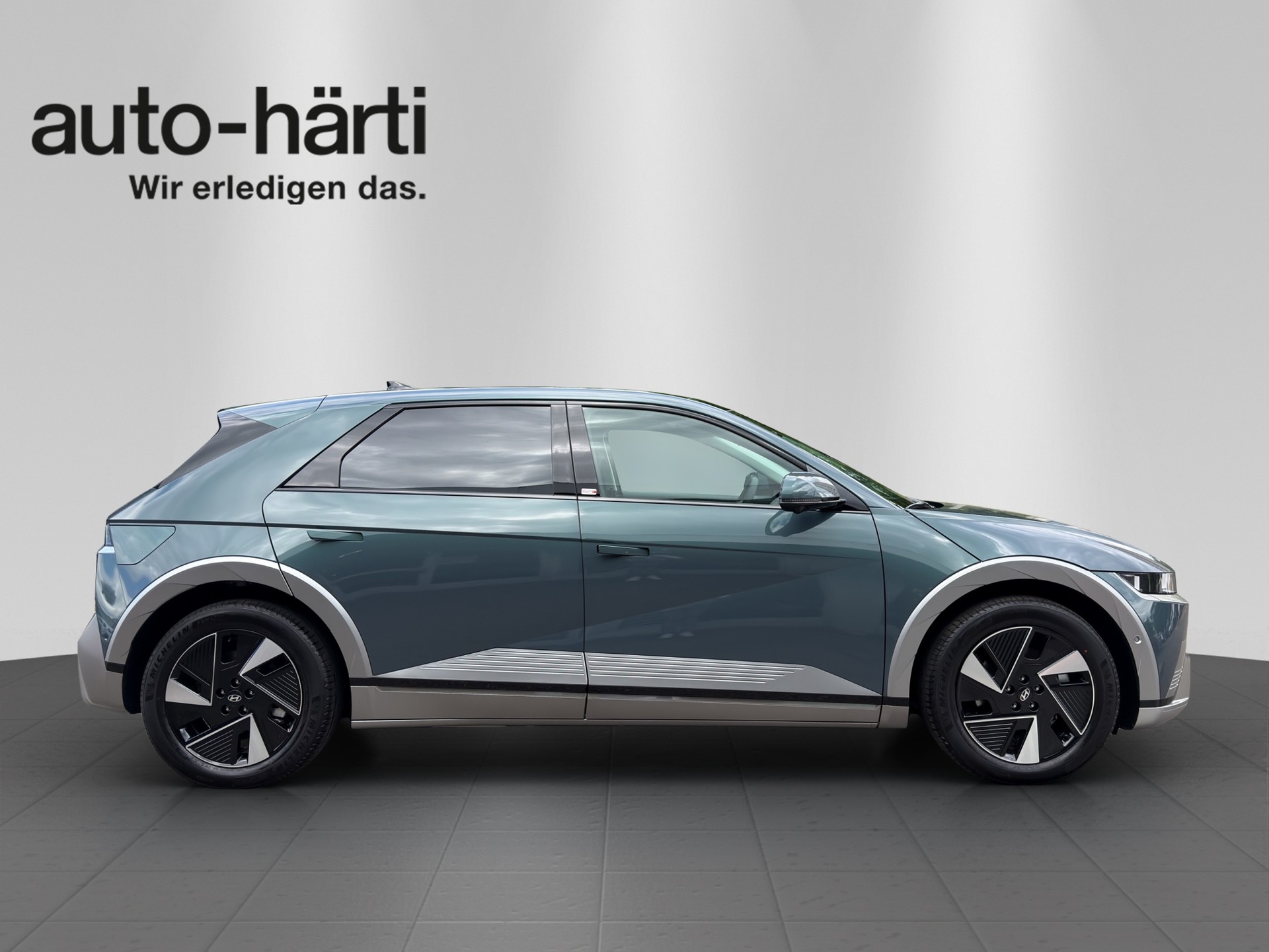 HYUNDAI Ioniq 5 77kWh Vertex 4WD-image-5