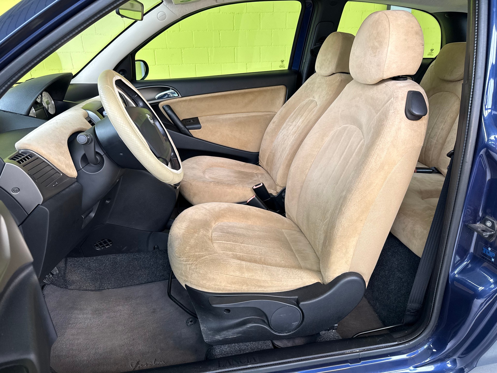 LANCIA Ypsilon 1.2-image-4
