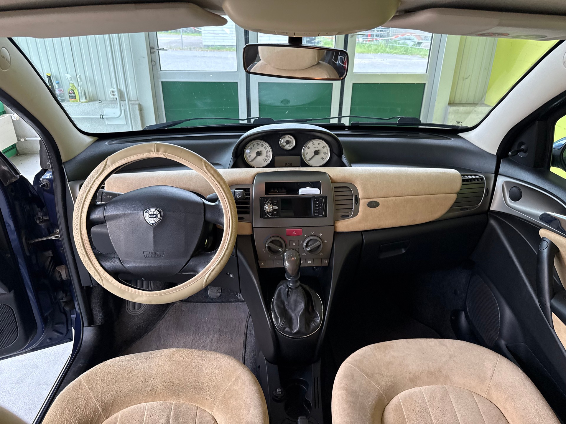 LANCIA Ypsilon 1.2-image-7