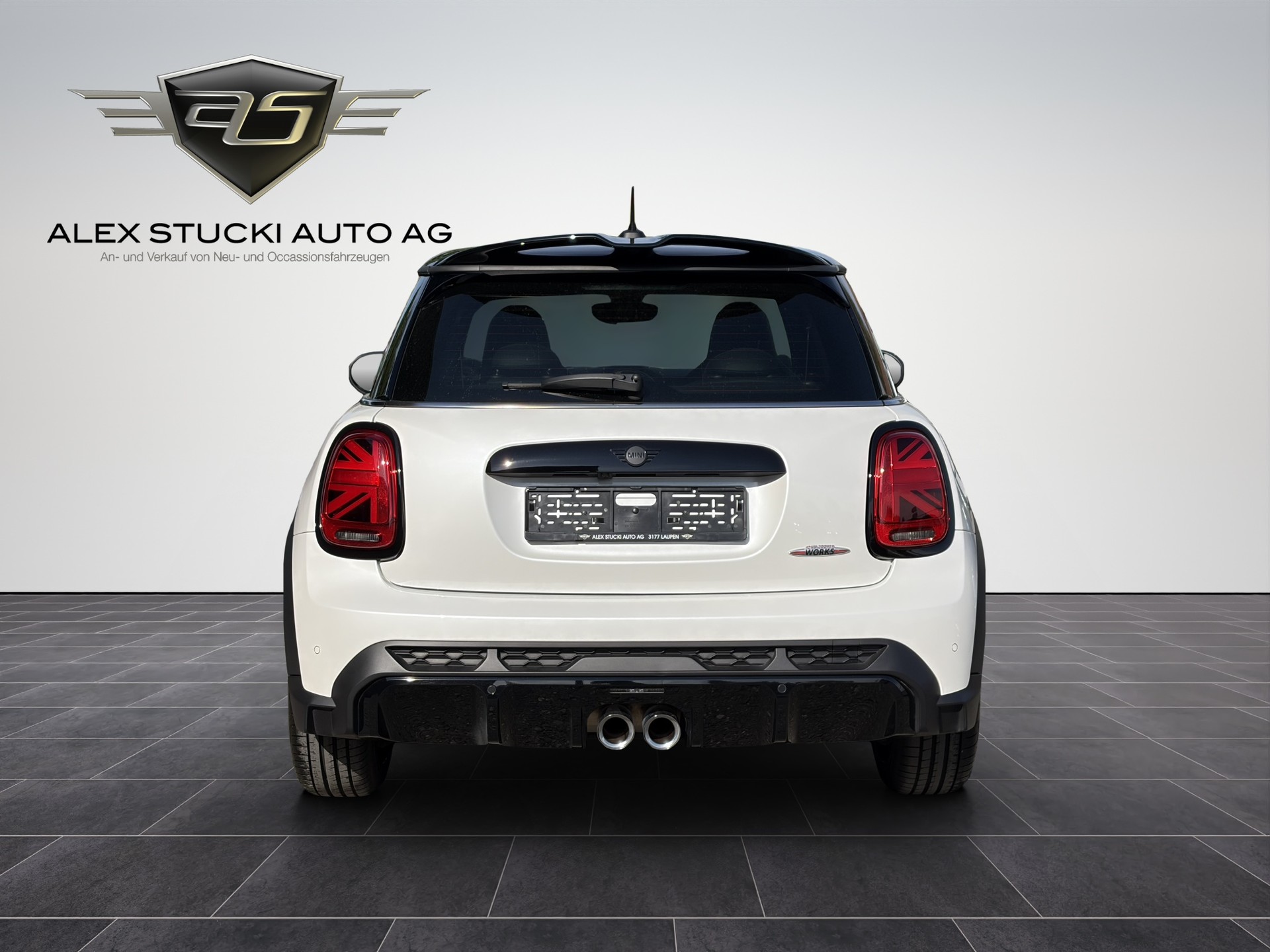 MINI Cooper John Cooper Works Steptronic-image-5