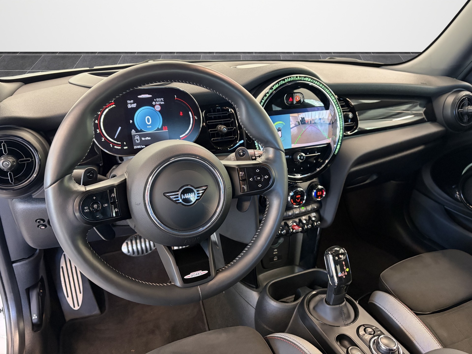MINI Cooper John Cooper Works Steptronic-image-8