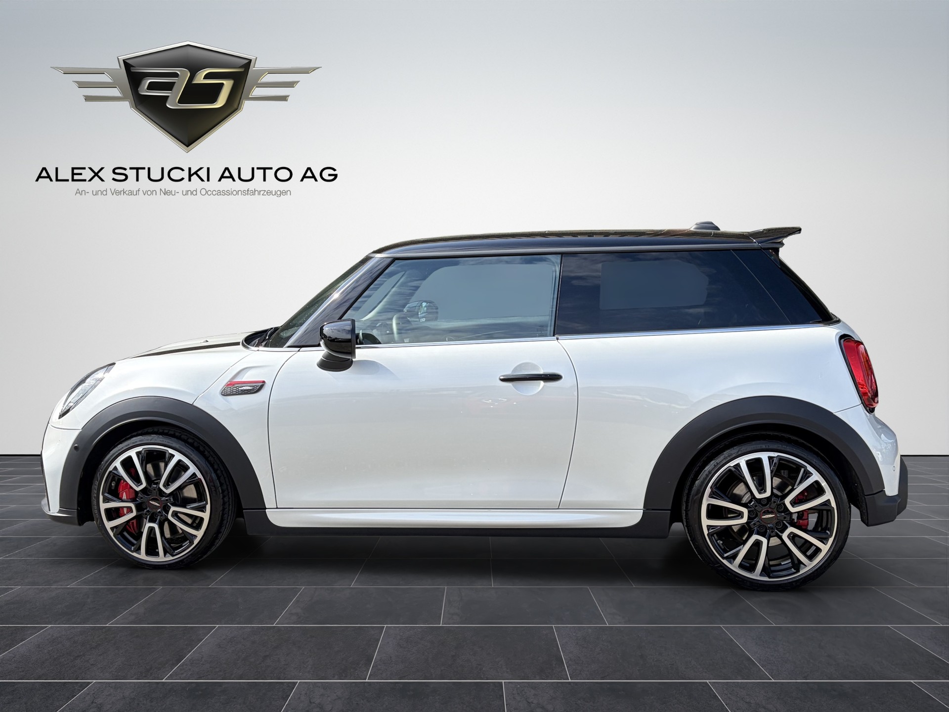 MINI Cooper John Cooper Works Steptronic-showroom-element-3