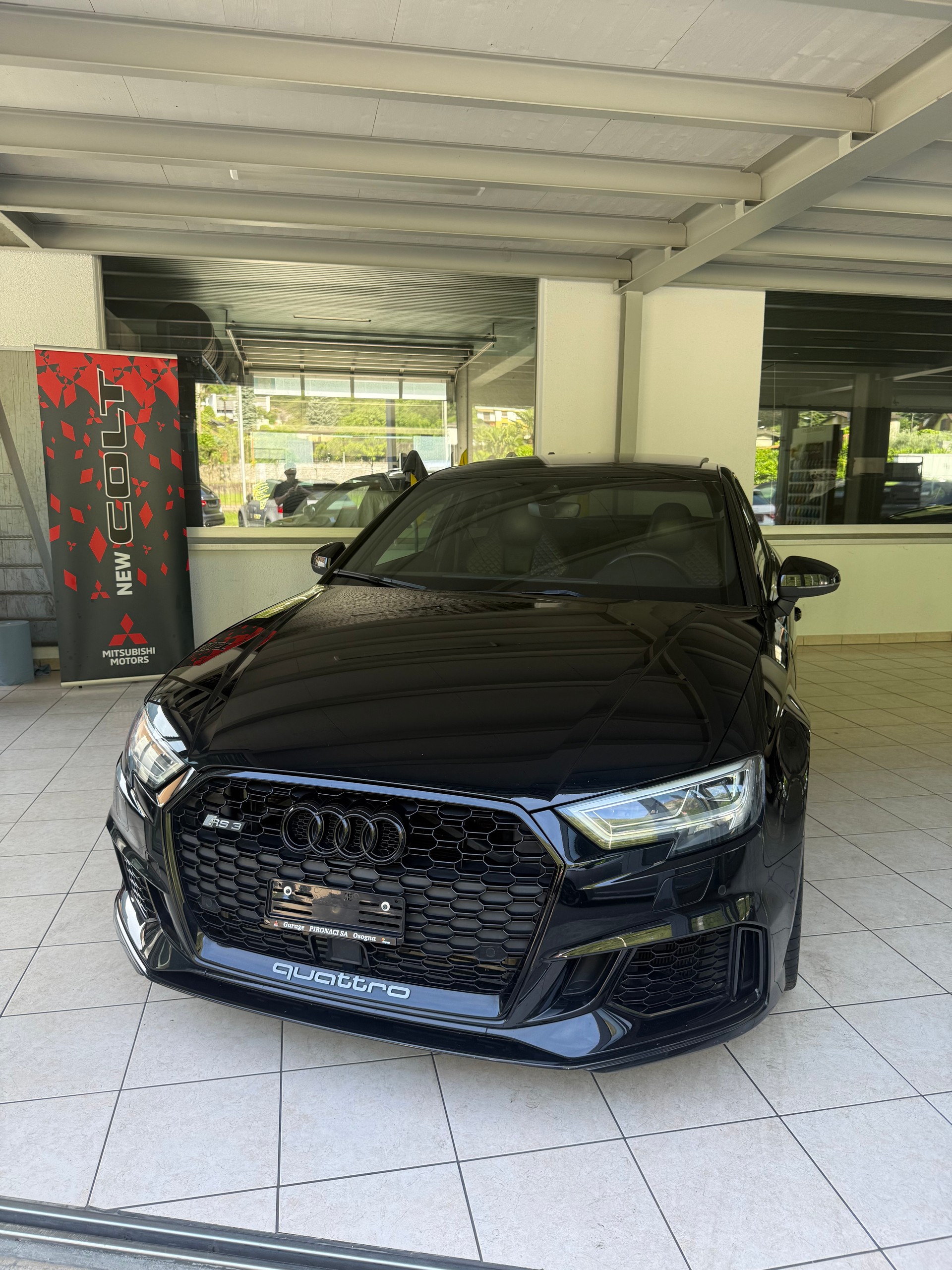 AUDI RS3 Limousine 2.5 TSI quattro S-tronic