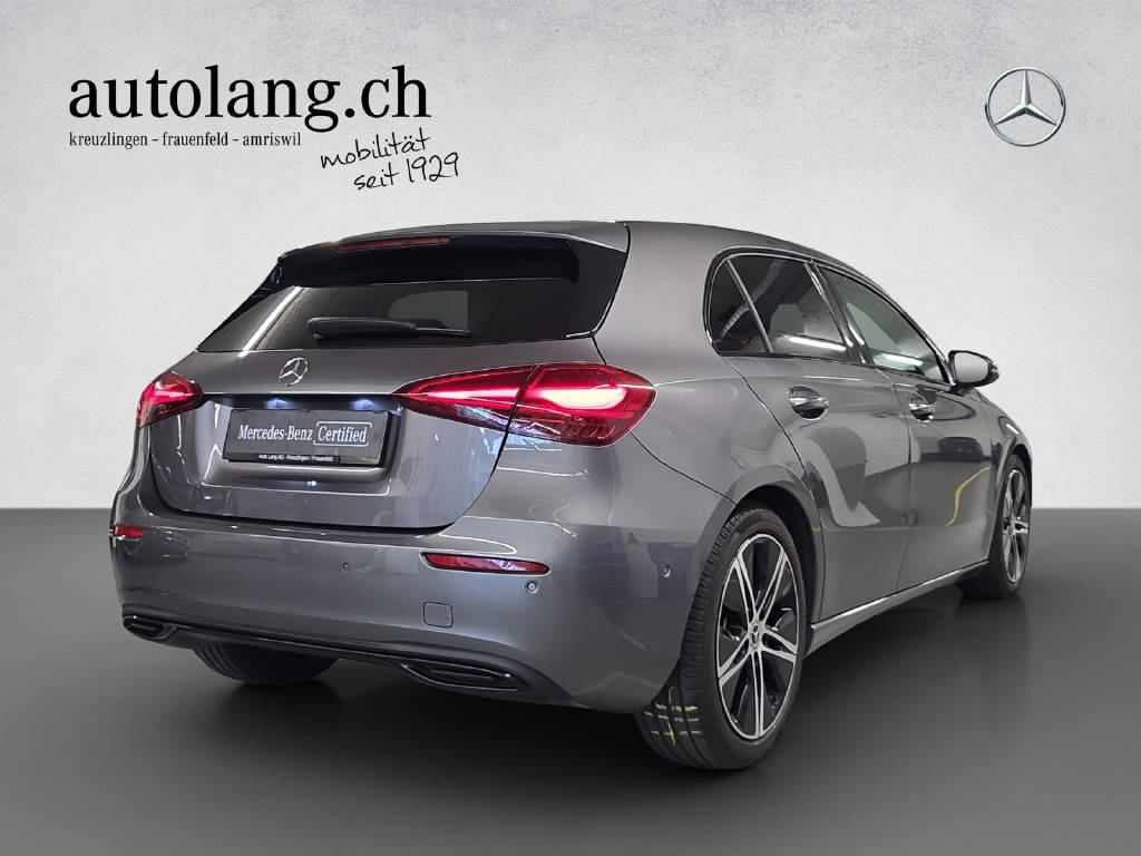MERCEDES-BENZ A 200 Progressive-showroom-element-3