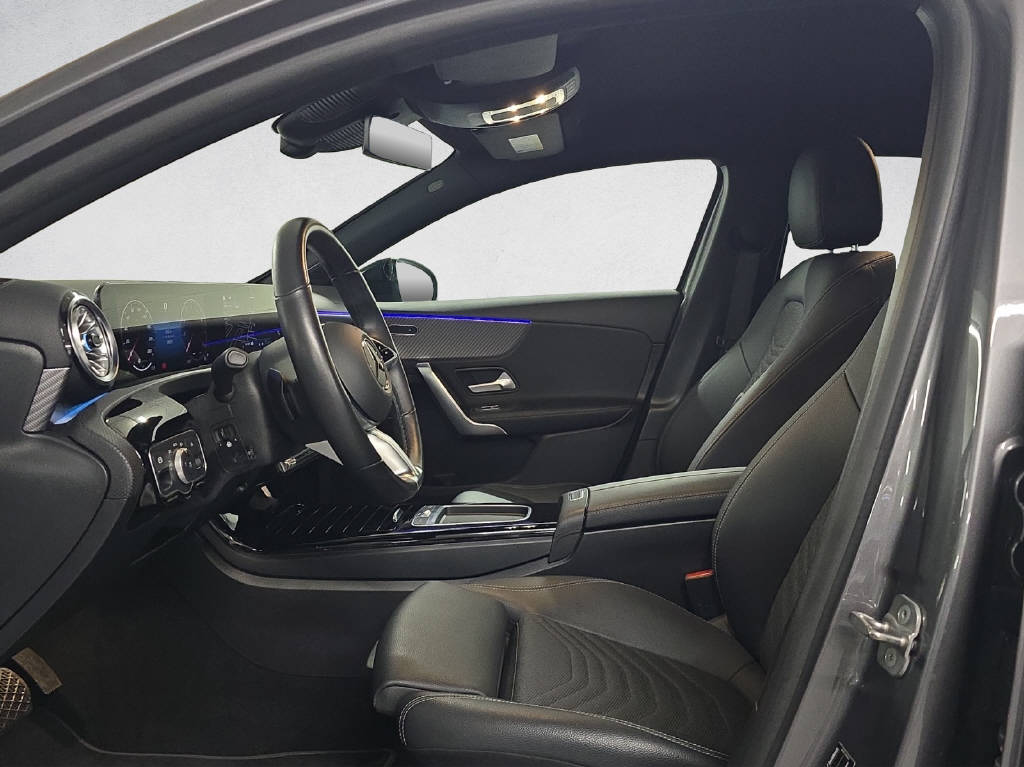 MERCEDES-BENZ A 200 Progressive-image-9
