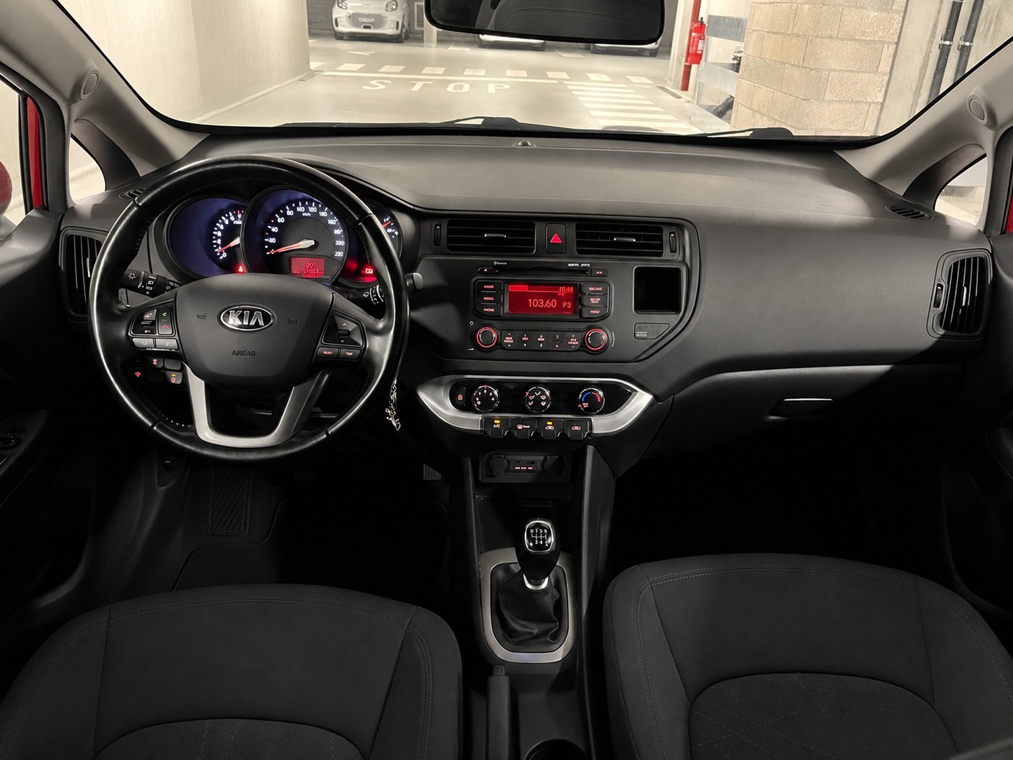 KIA Rio 1.4 CVVT Trend-image-8
