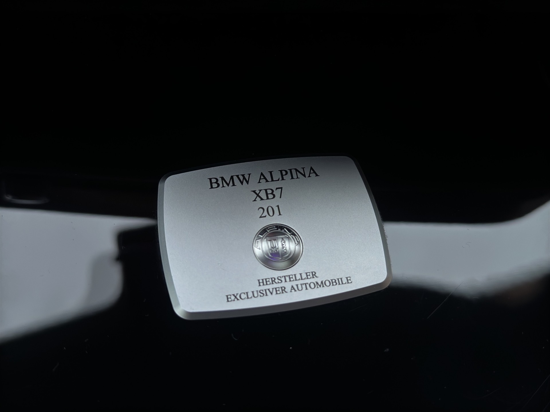 BMW-ALPINA XB 7 4.4 48V Allrad FACELIFT (CH) Servicepaket / AHK / Standheizung-image-25