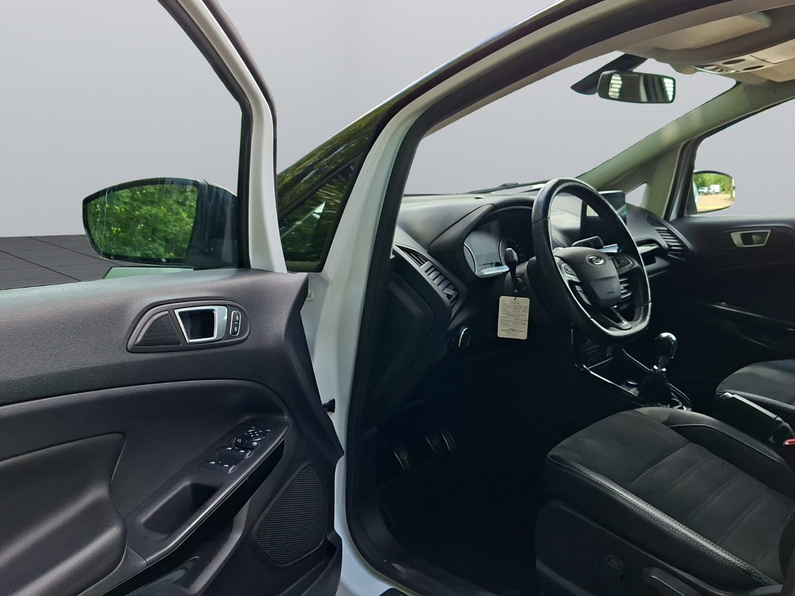 FORD EcoSport 1.0 SCTi ST-Line-image-11
