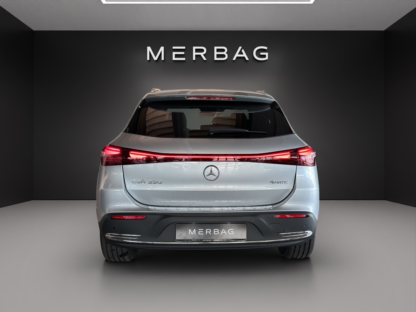 MERCEDES-BENZ EQA 350 4M Excellence-image-4