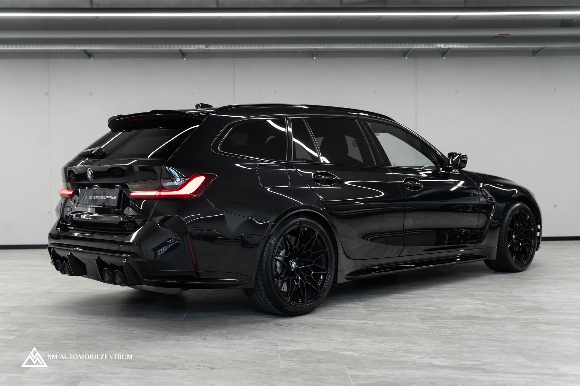 BMW M3 Competition xDrive Touring / 360° / Sitzbelüftung / Laserlight / Head-Up-image-7