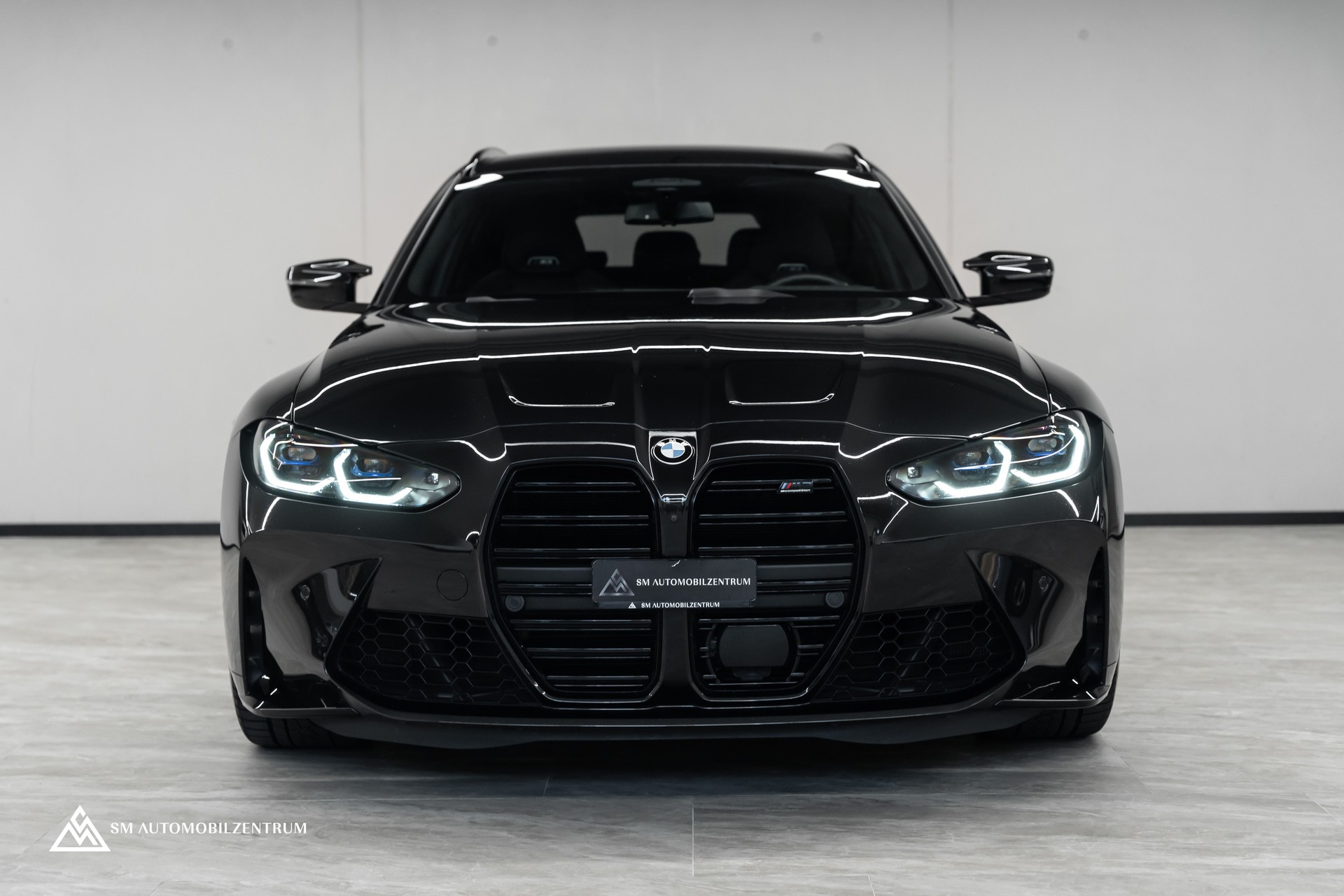 BMW M3 Competition xDrive Touring / 360° / Sitzbelüftung / Laserlight / Head-Up-showroom-element-1