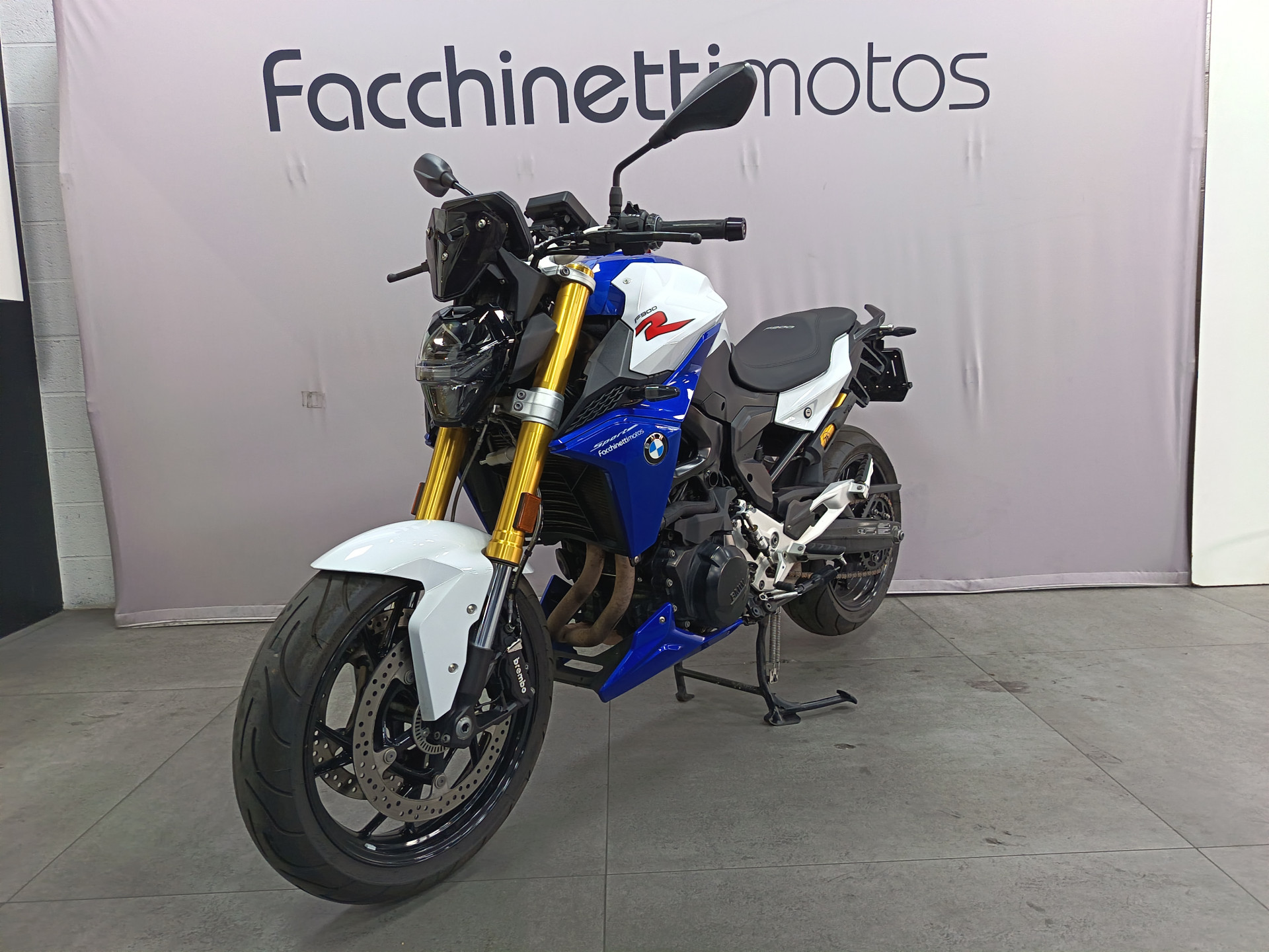 BMW F 900 R Sport *** 77kW ***-image-2