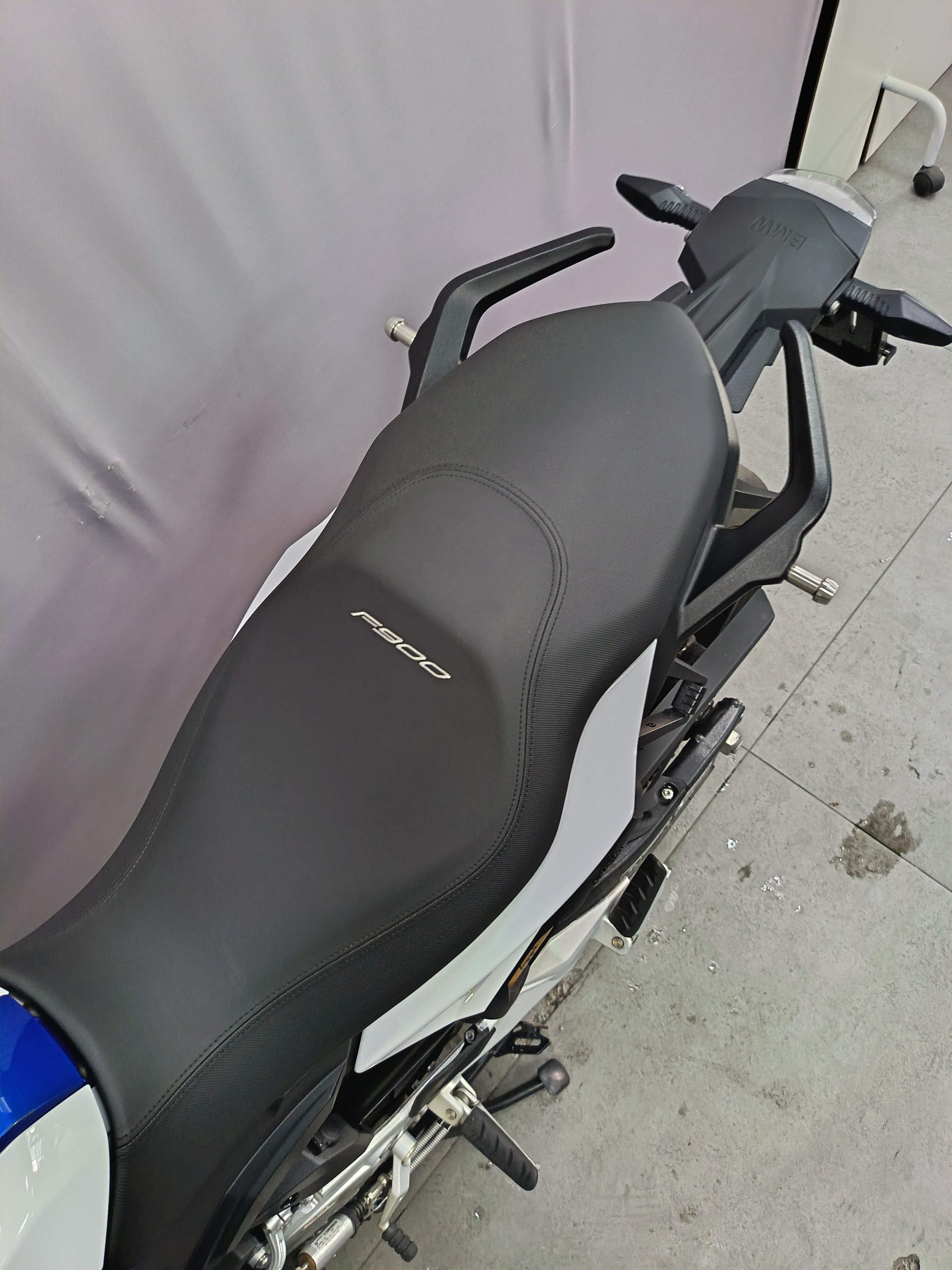BMW F 900 R Sport *** 77kW ***-image-5