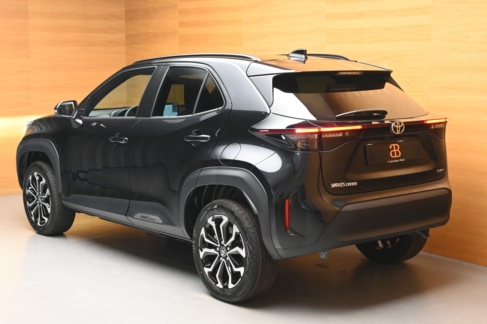 TOYOTA Yaris Cross 1.5 HEV Style-image-4