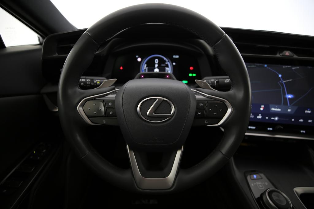 LEXUS RZ 450e Comfort-image-5