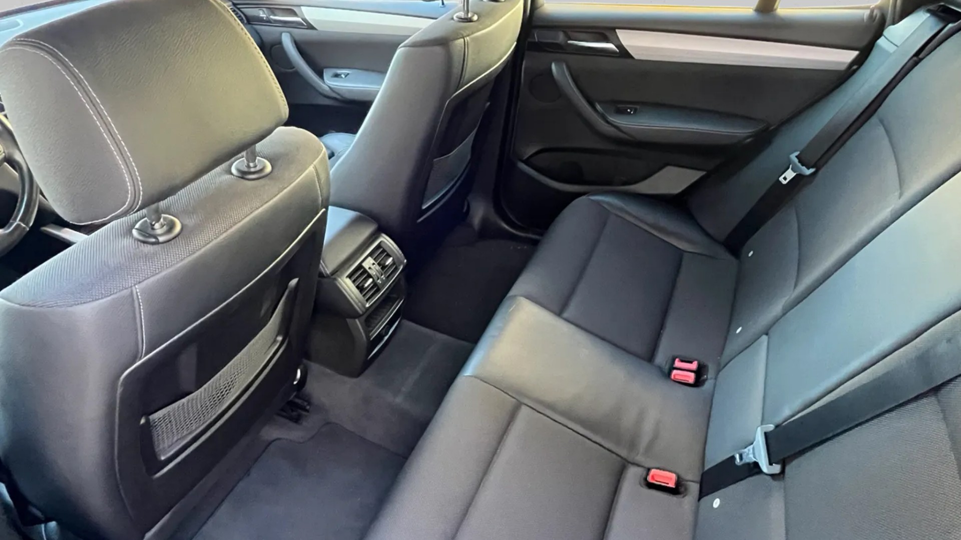 BMW X3 xDrive 20d Steptronic M SPORT-image-7