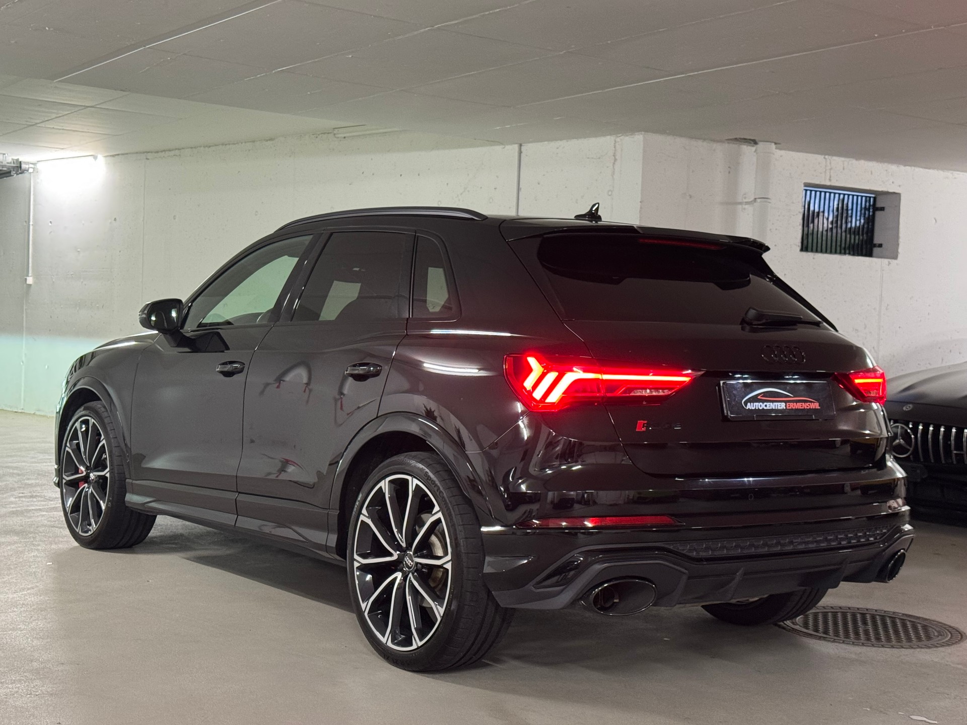 AUDI RS Q3 2.5 TFSI quattro S tronic CH-Fahrzeug-image-4