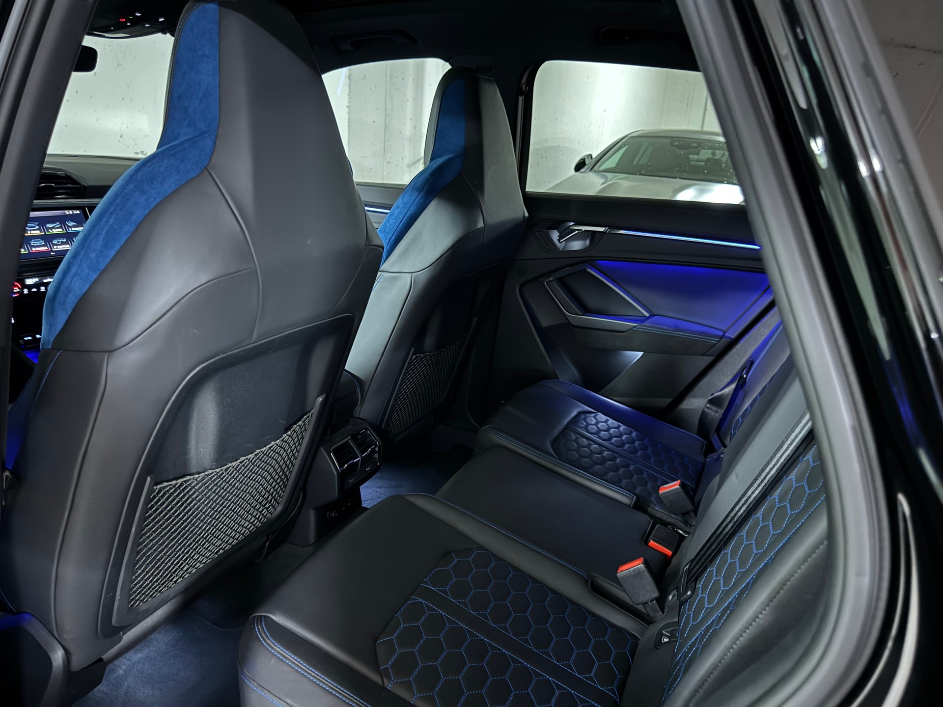 AUDI RS Q3 2.5 TFSI quattro S tronic CH-Fahrzeug-image-13
