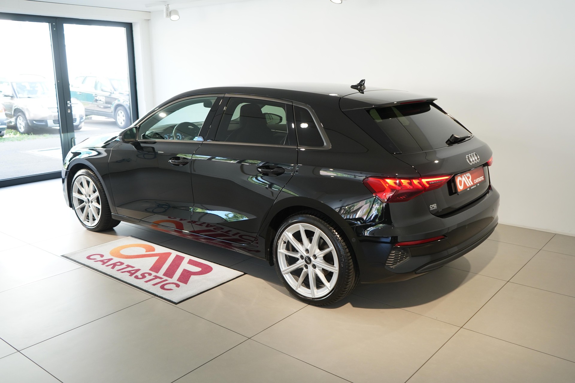AUDI A3 Sportback 1.5 35 TFSI S-Tronic-showroom-element-3