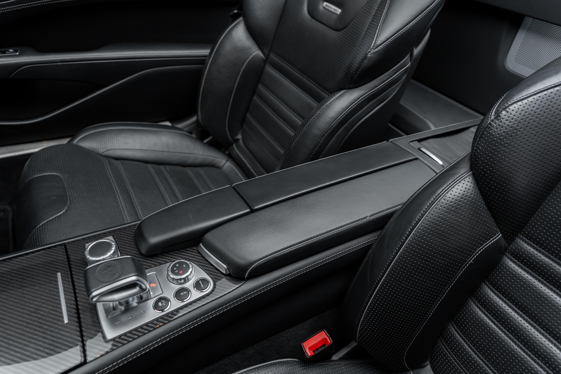 MERCEDES-BENZ SL 63 AMG Speedshift-image-13