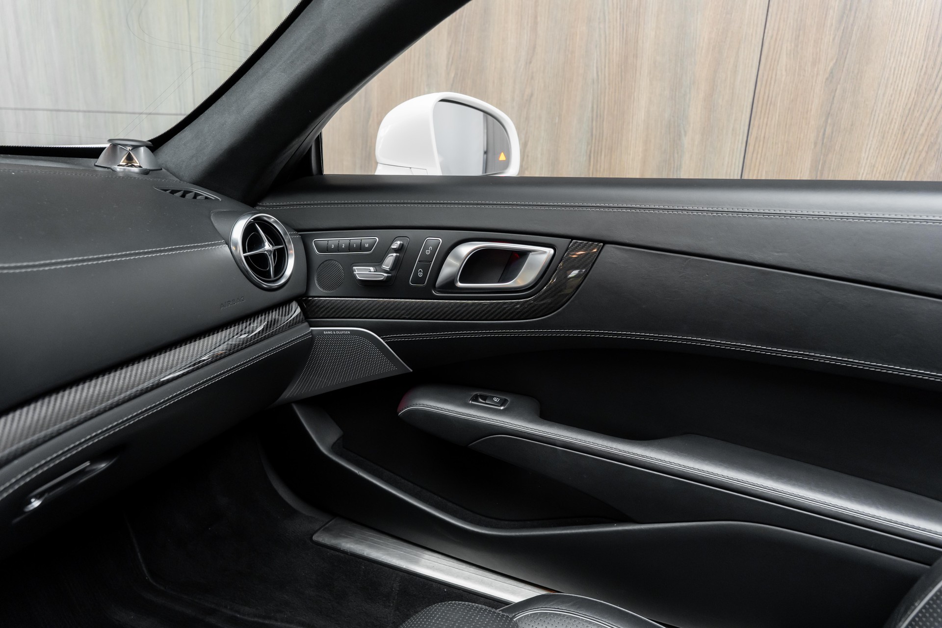 MERCEDES-BENZ SL 63 AMG Speedshift-image-15