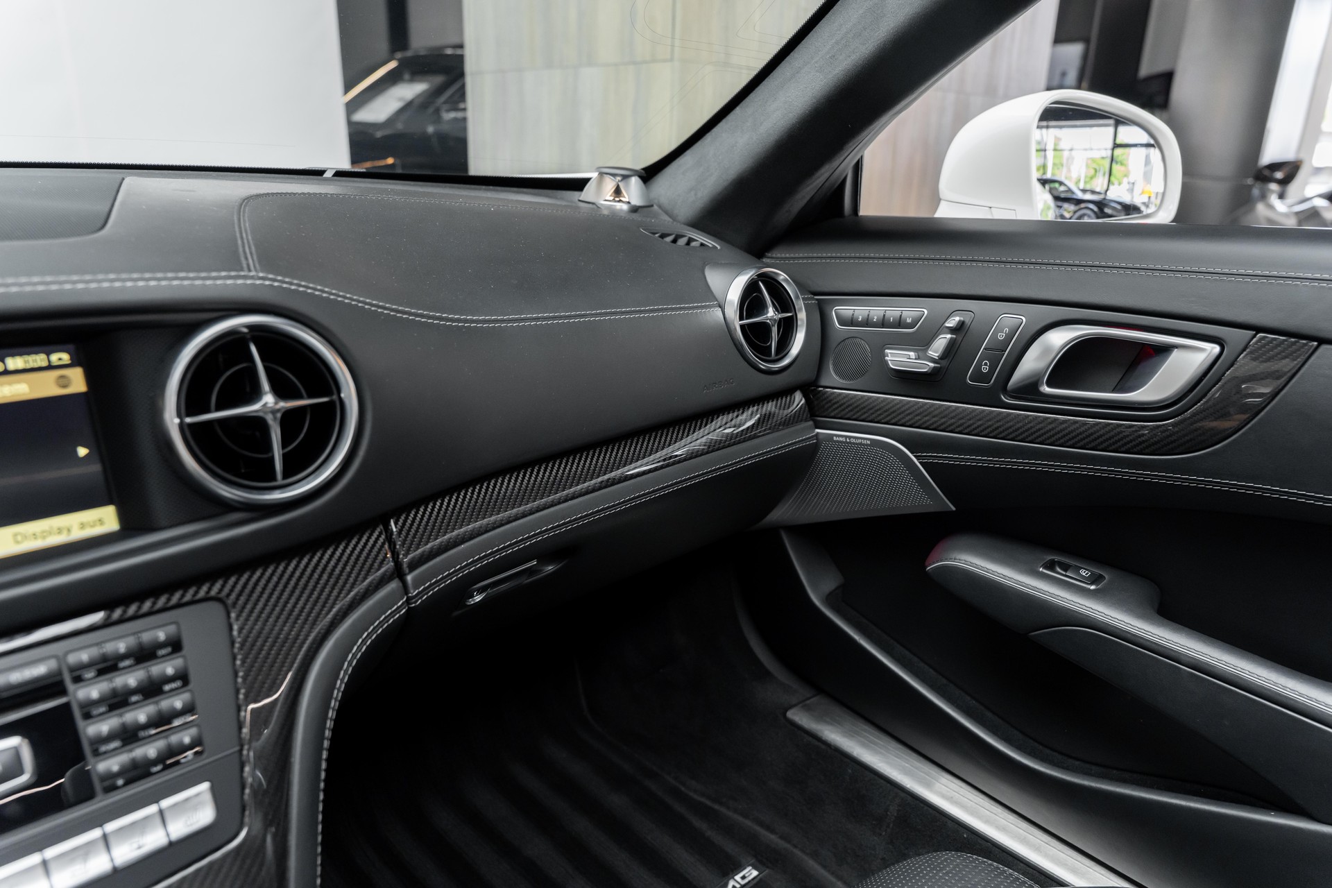 MERCEDES-BENZ SL 63 AMG Speedshift-image-16