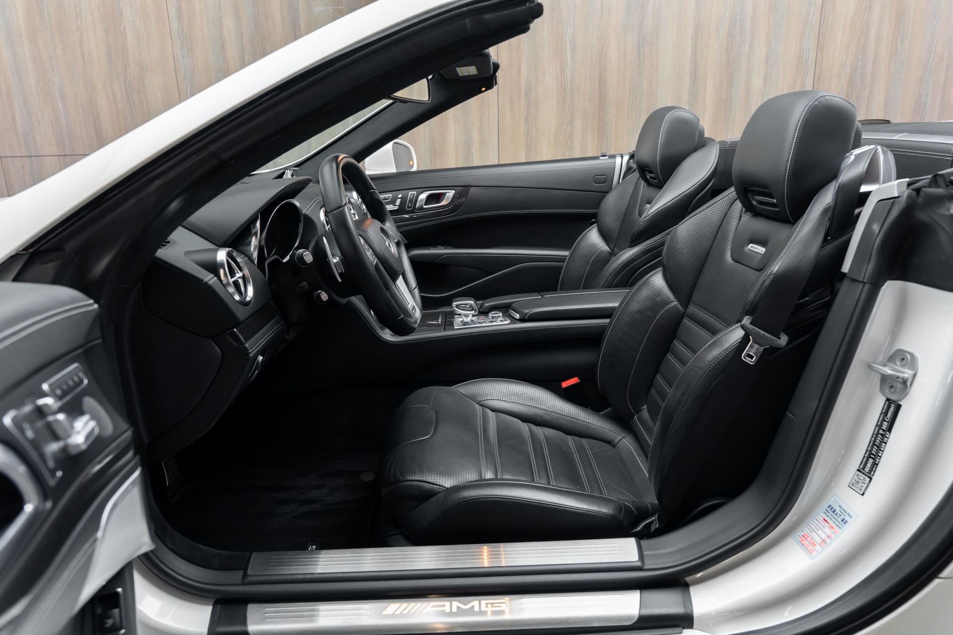 MERCEDES-BENZ SL 63 AMG Speedshift-image-4