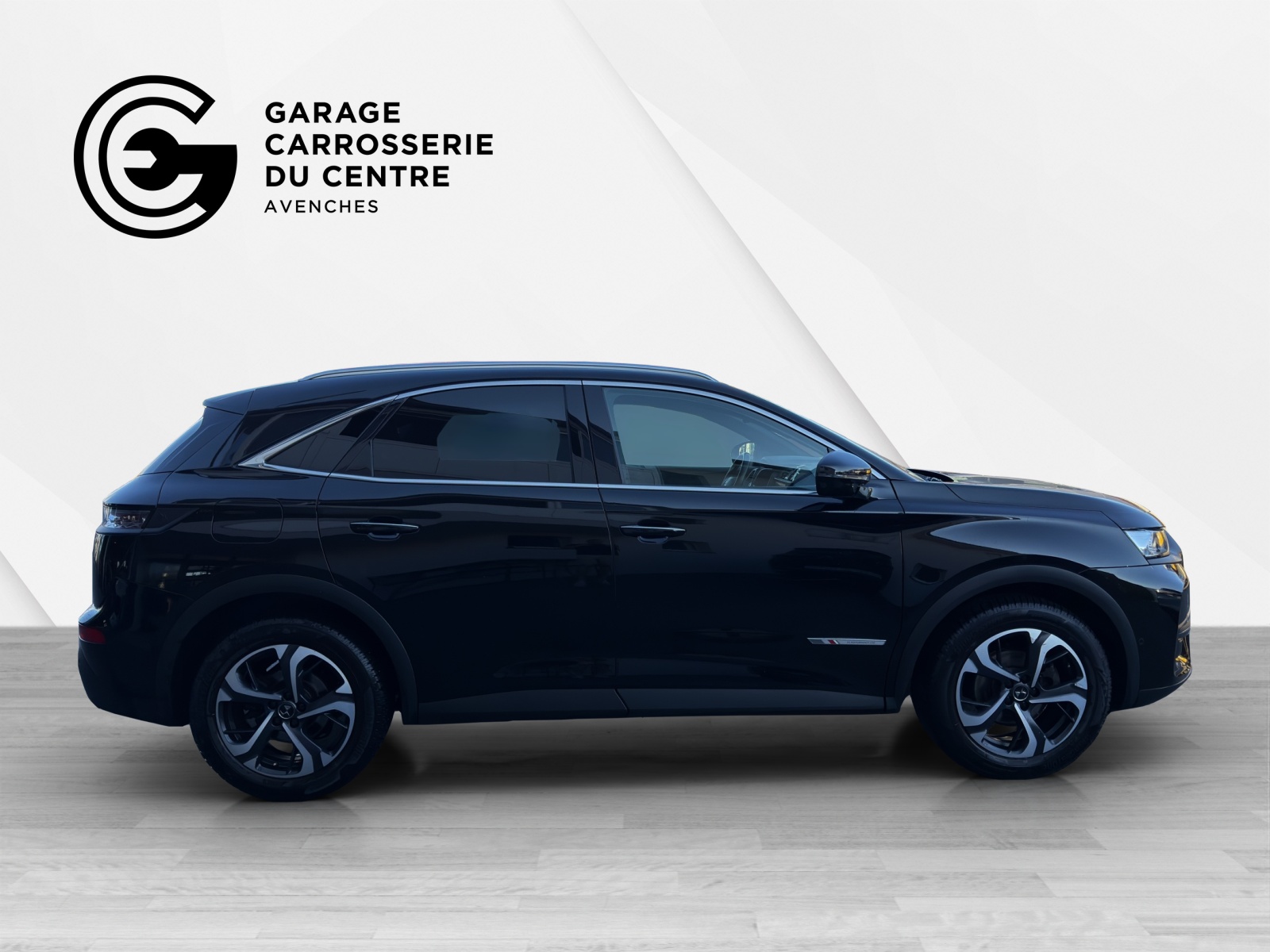 DS AUTOMOBILES DS 7 Crossback 1.6 THP Performance Line-image-4