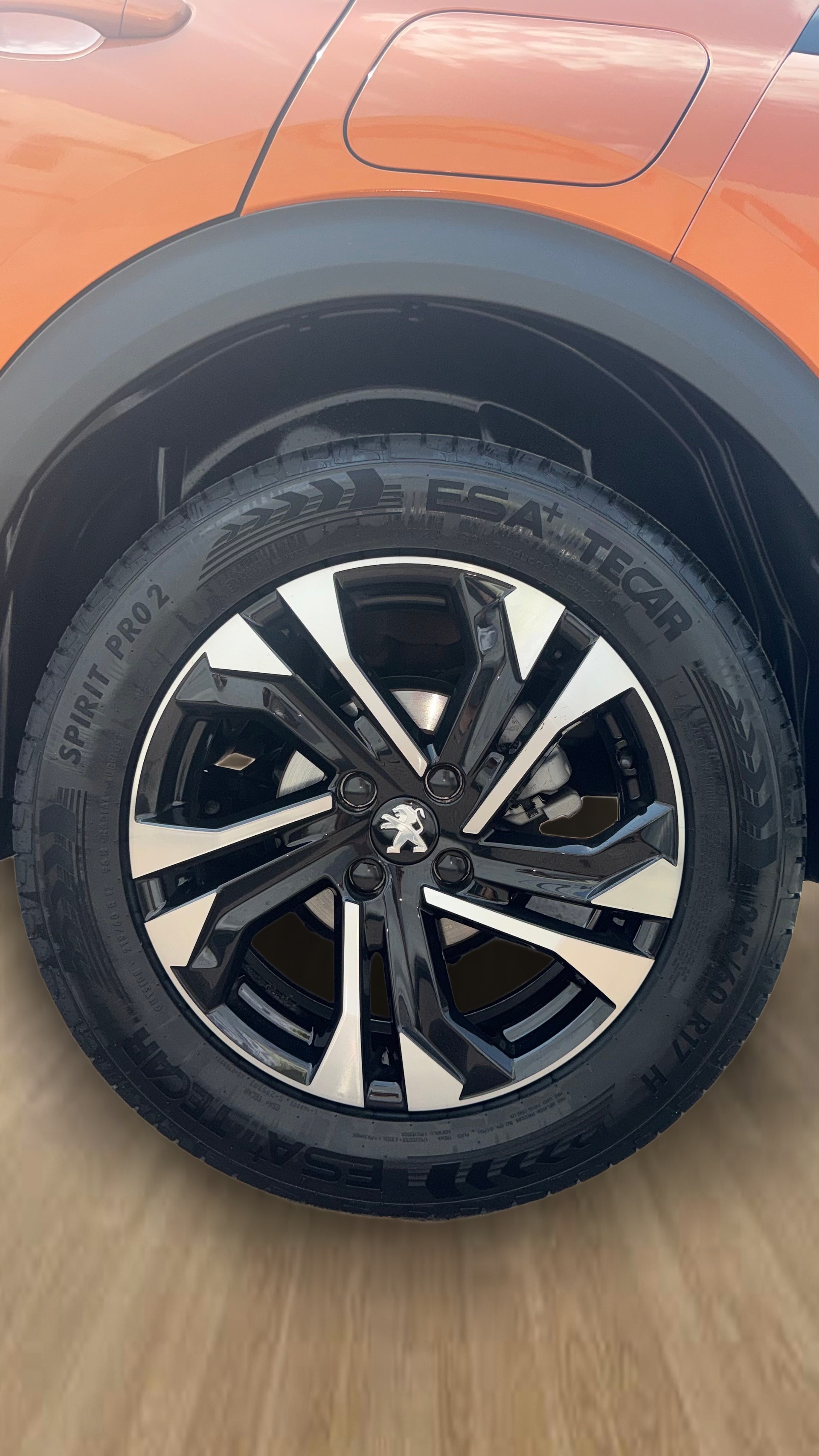 PEUGEOT 2008 1.5 BlueHDi GT Line EAT8-image-8