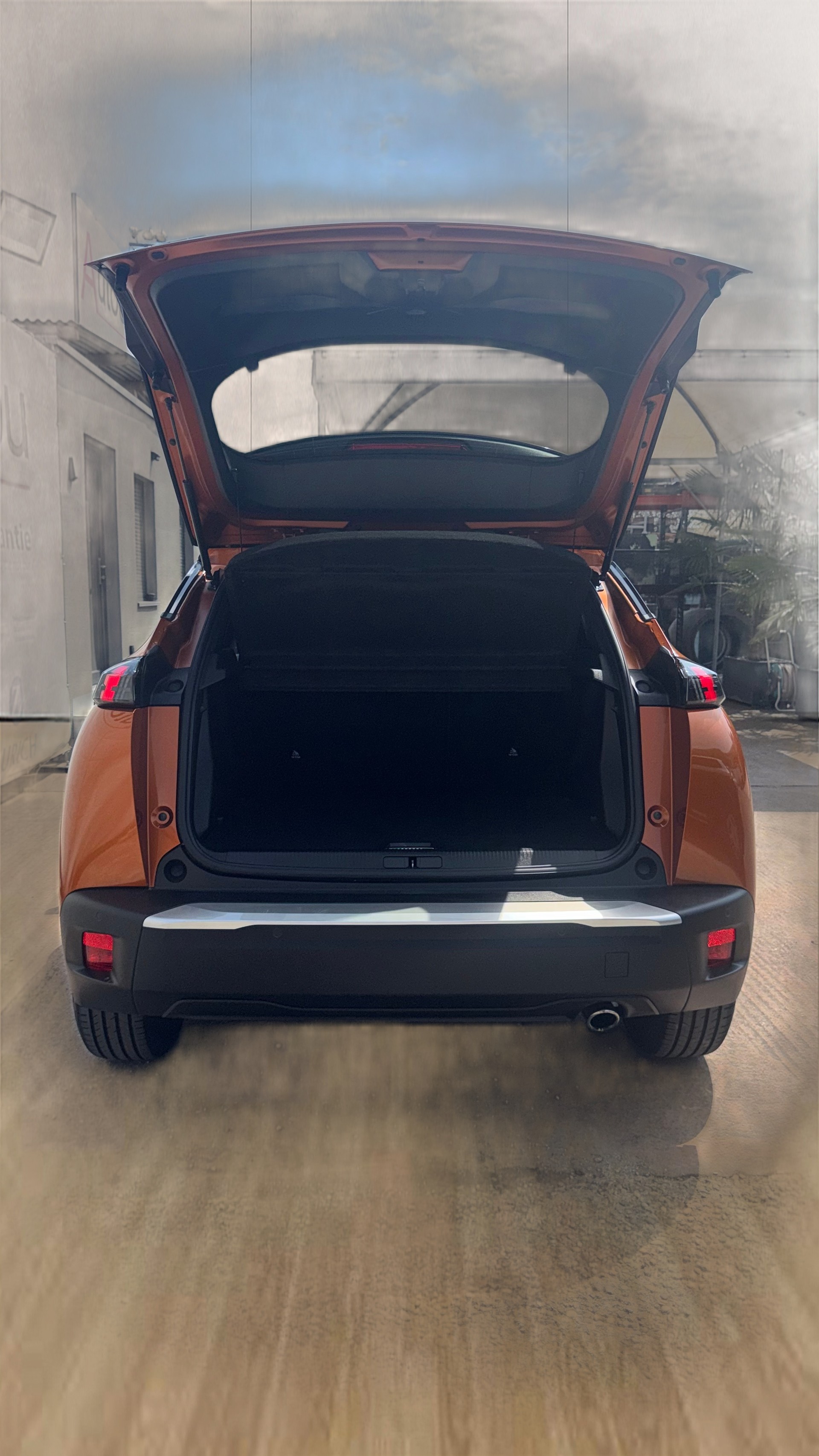 PEUGEOT 2008 1.5 BlueHDi GT Line EAT8-image-12