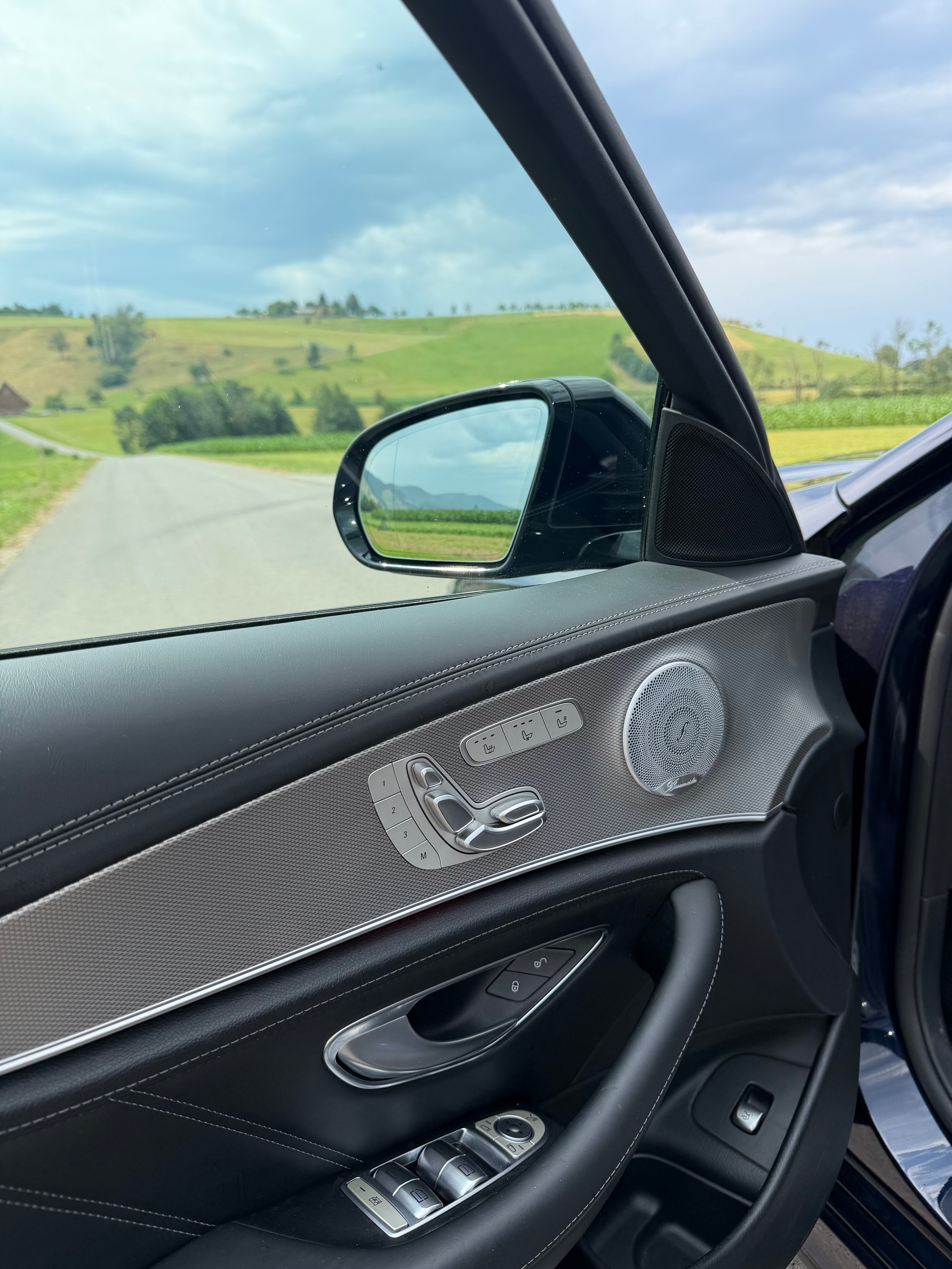 MERCEDES-BENZ E 63 S AMG 4matic+-image-5