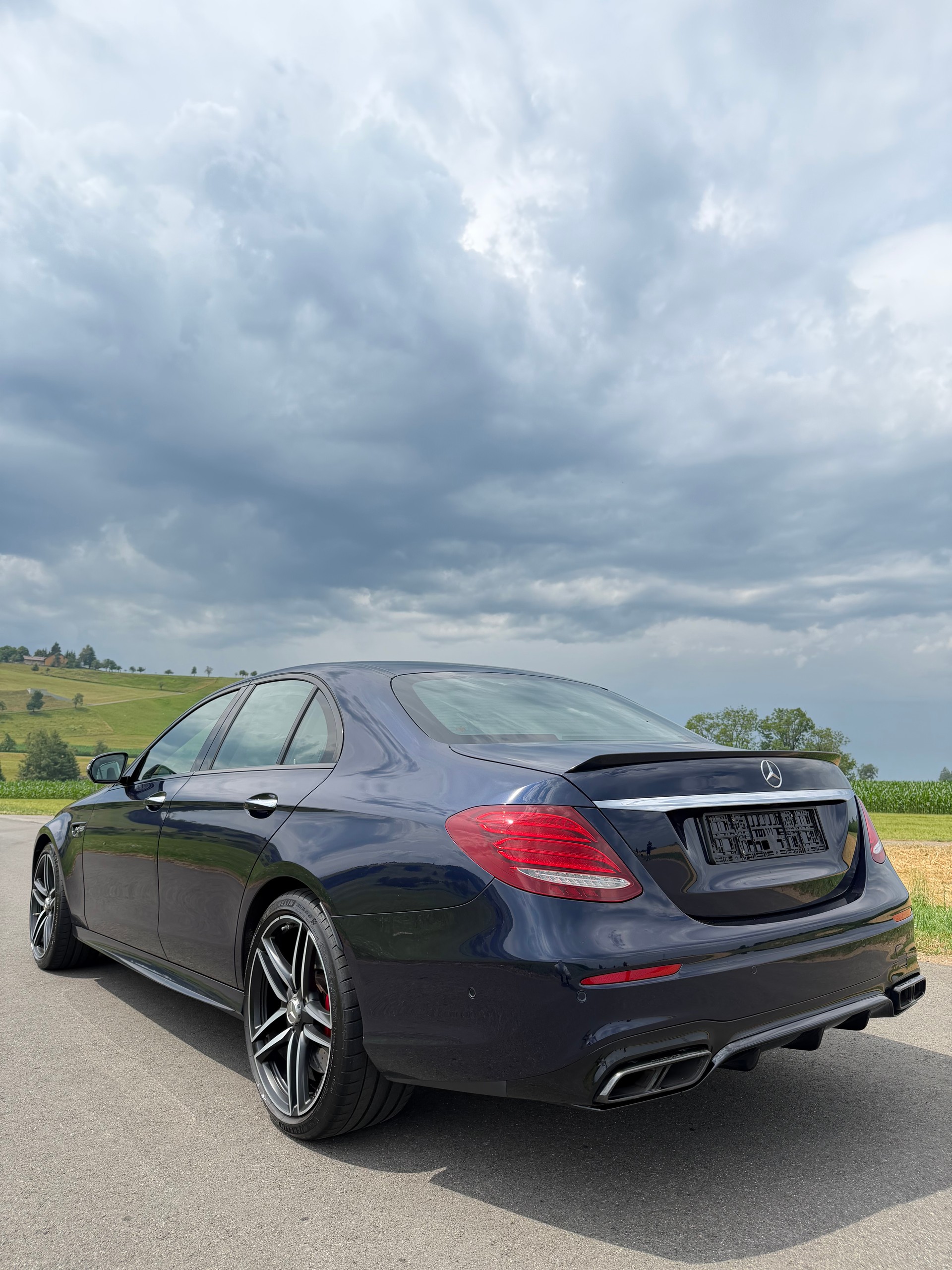 MERCEDES-BENZ E 63 S AMG 4matic+-image-3