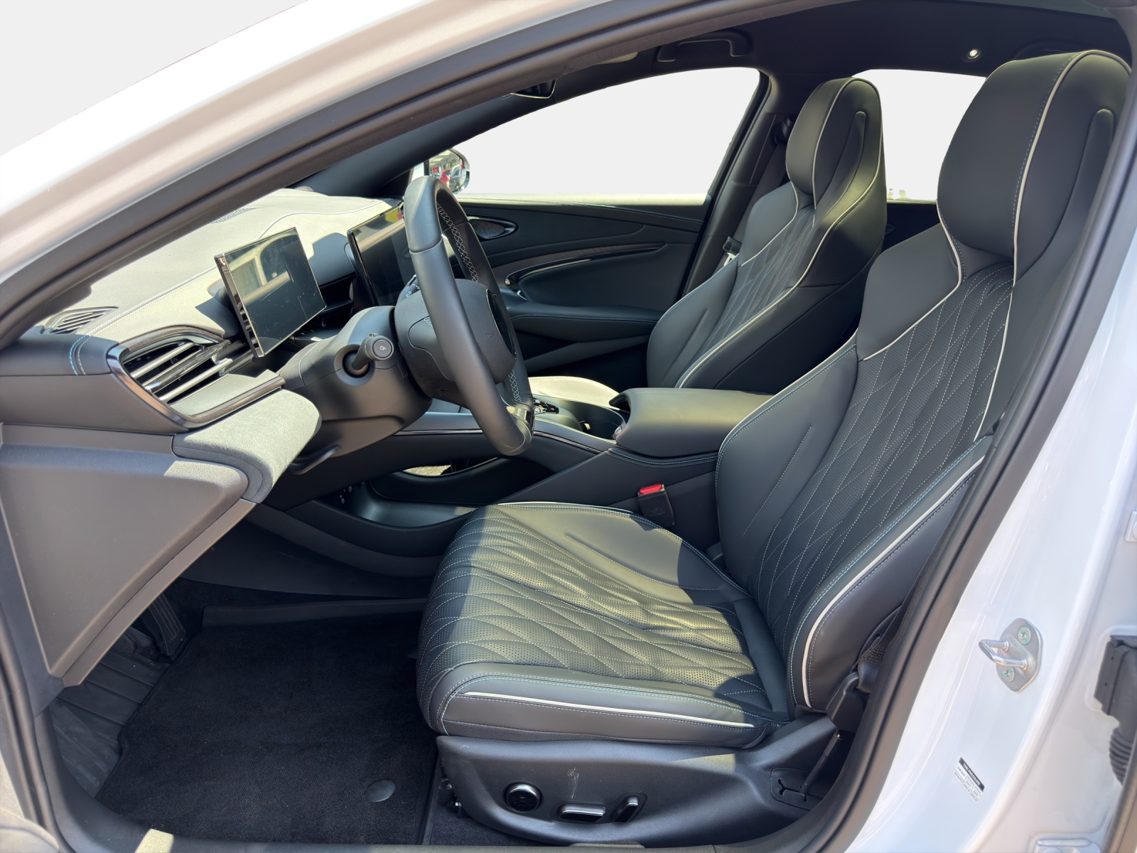 BYD Seal 82.5kWh/530 Excellence AWD-image-9