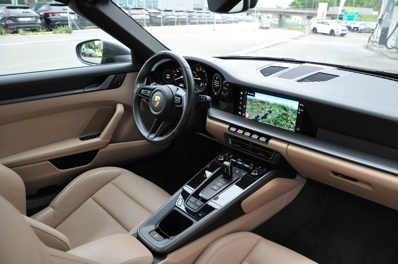 PORSCHE 911 Carrera 4S Cabriolet PDK-image-18