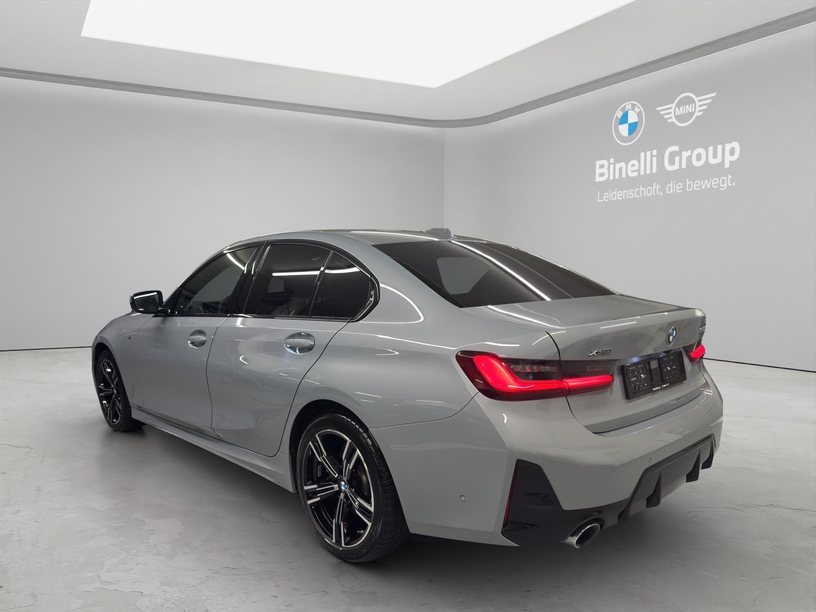 BMW 330d xDrive Limousine-showroom-element-2