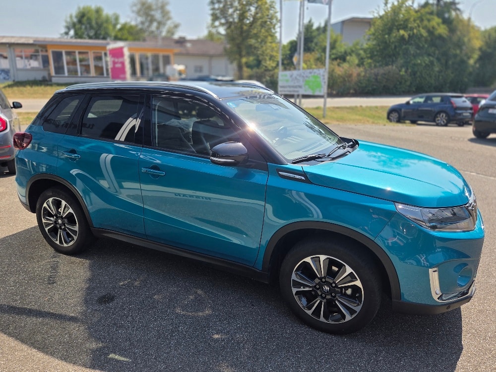 SUZUKI Vitara 1.5 Hybrid Compact Top 4x4 AGS-image-6