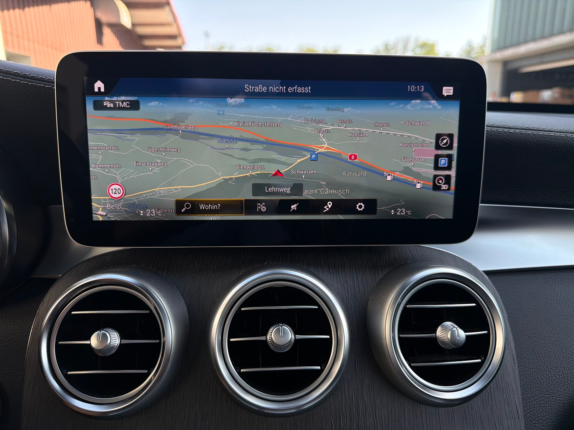 MERCEDES-BENZ GLC 300 d AMG Line 4Matic 9G-Tronic-image-22