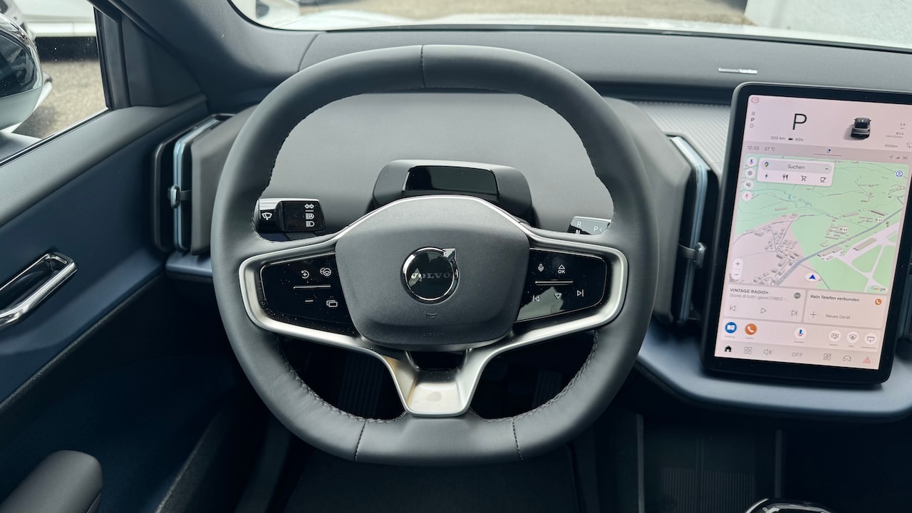 VOLVO EX30 E60 69kWh TWIN ULTRA PERFORMNCE AWD * ANHÄNGERKUPPLUNG-image-18