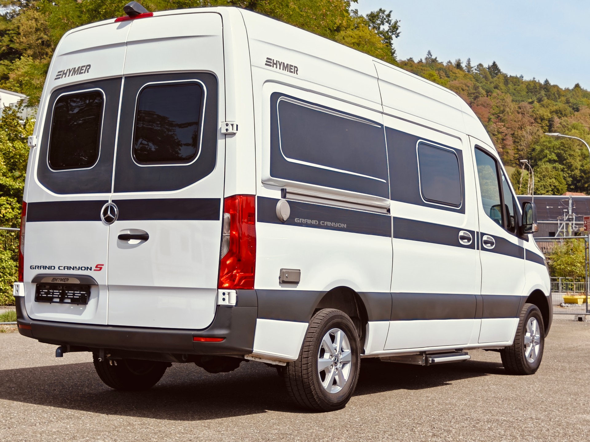 HYMER Grand Canyon S 600 -- Automat -- Neuwertig-image-4