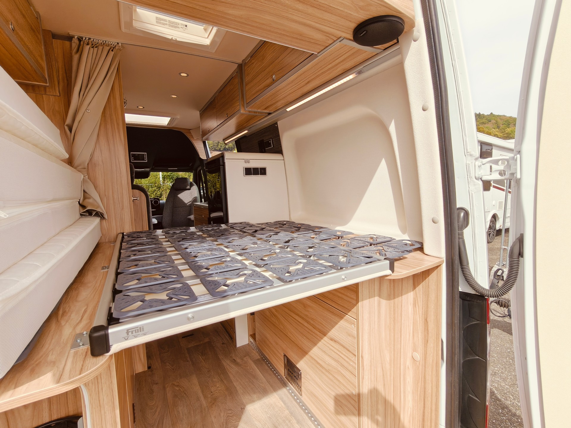 HYMER Grand Canyon S 600 -- Automat -- Neuwertig-image-24