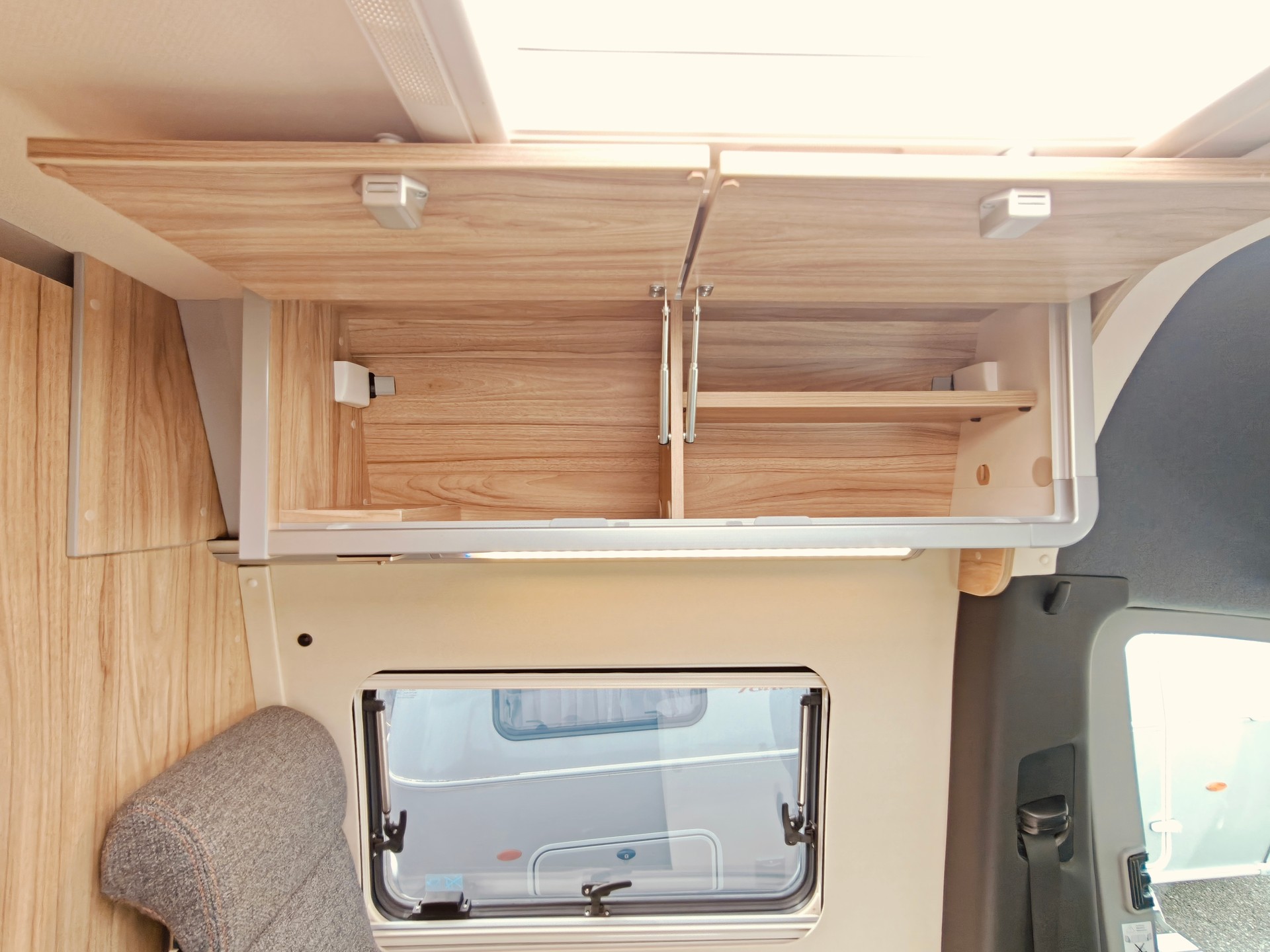HYMER Grand Canyon S 600 -- Automat -- Neuwertig-image-16