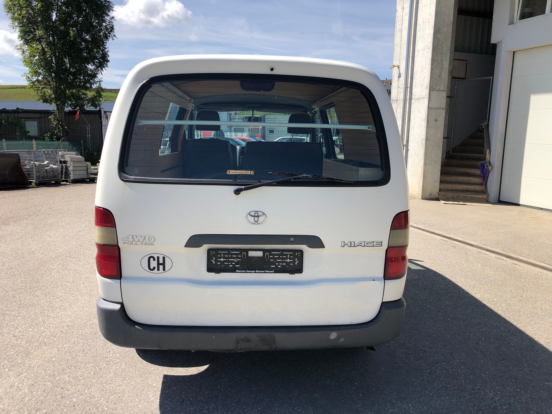 TOYOTA Hiace 2.7 Van 4x4-image-5