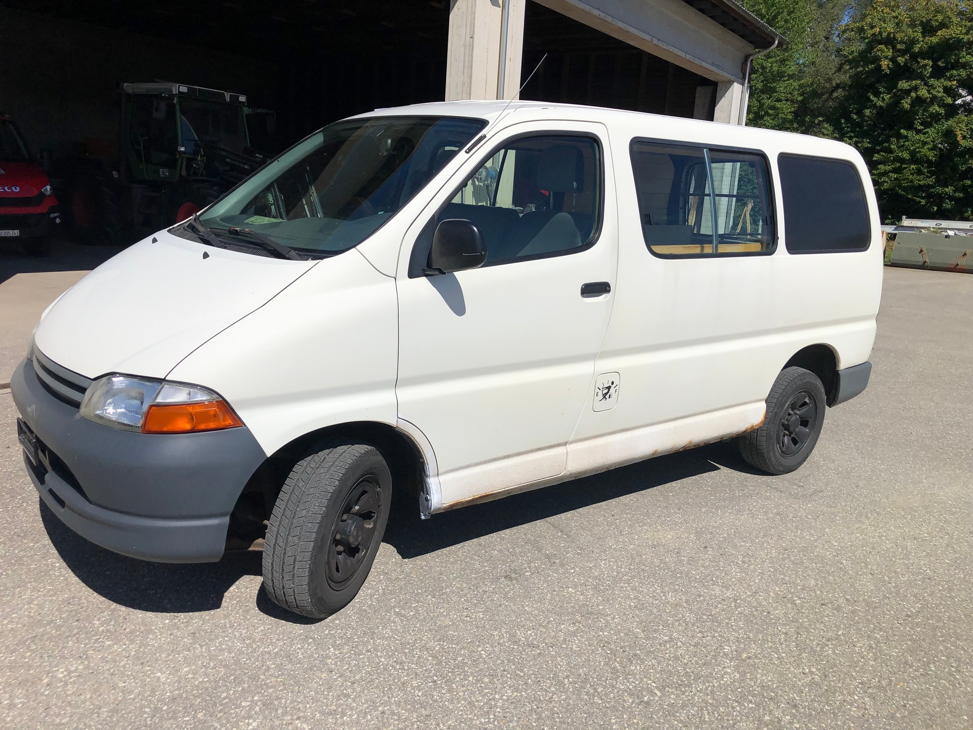 TOYOTA Hiace 2.7 Van 4x4-image-1