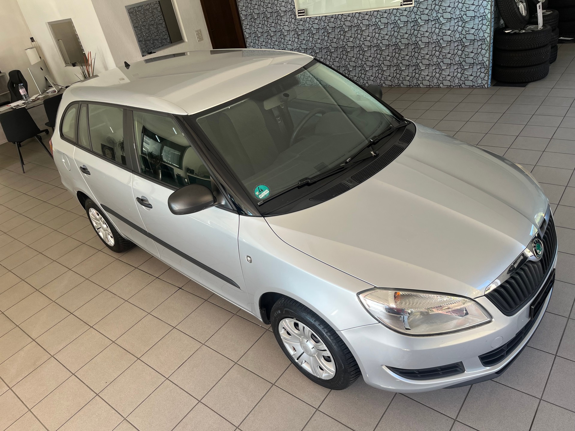 SKODA Fabia 1.6 TDI Classic-image-11